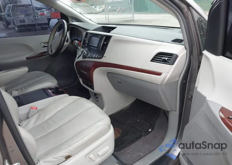 2013 Toyota Sienna Xle V6 8 Passenger from USA, damaged, VIN 5TDYK3DCXDS396623